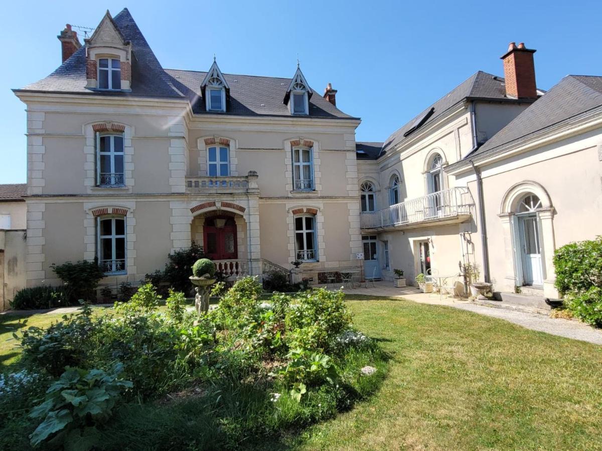 La Roseraie Neuville-du-Poitou Eksteriør billede